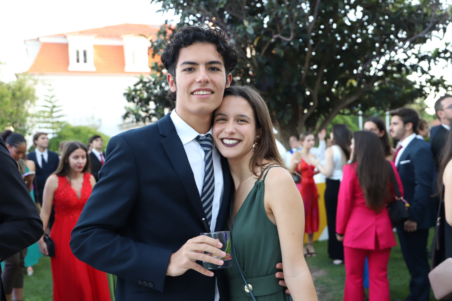 pessoas a sorrir