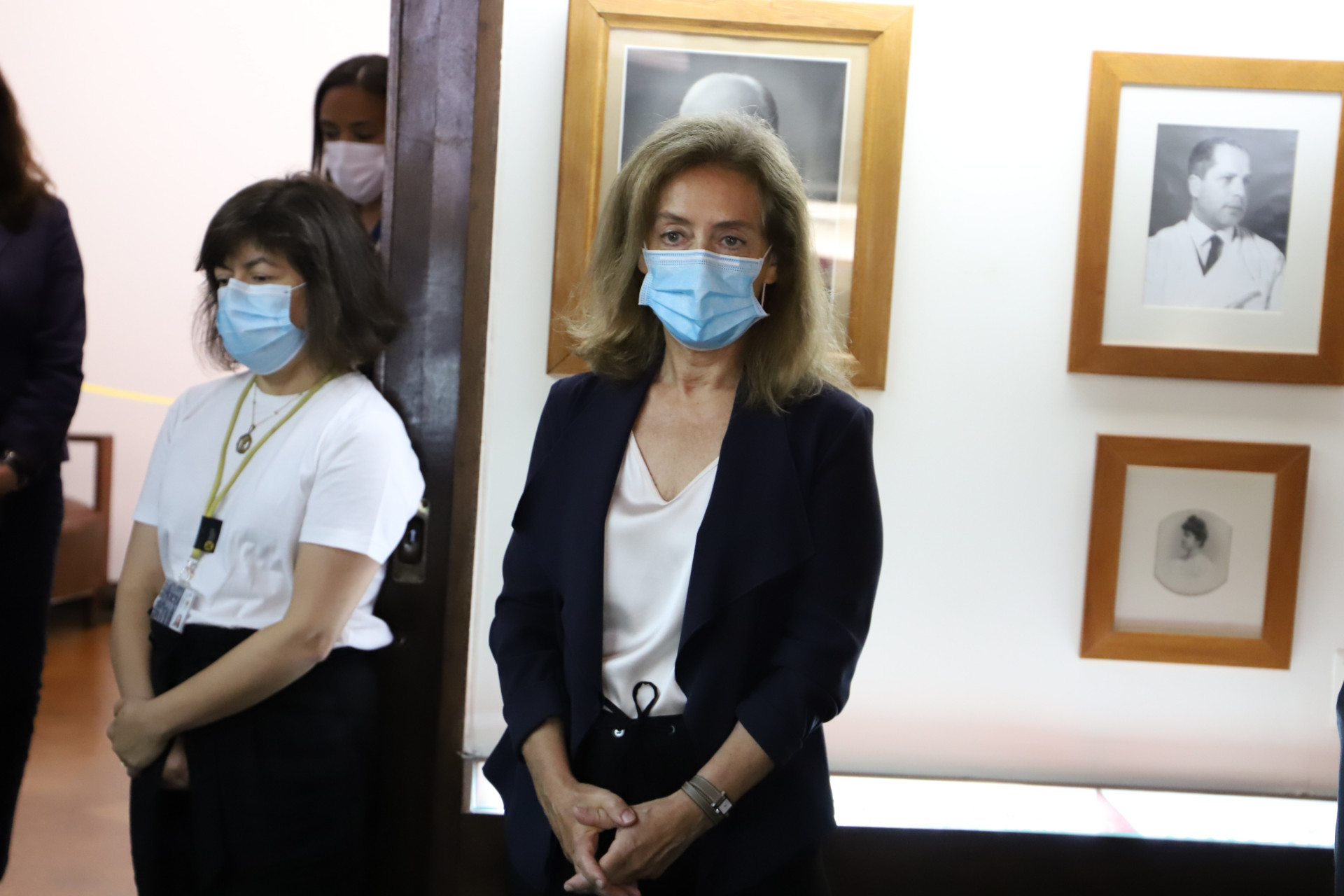 senhora de fato