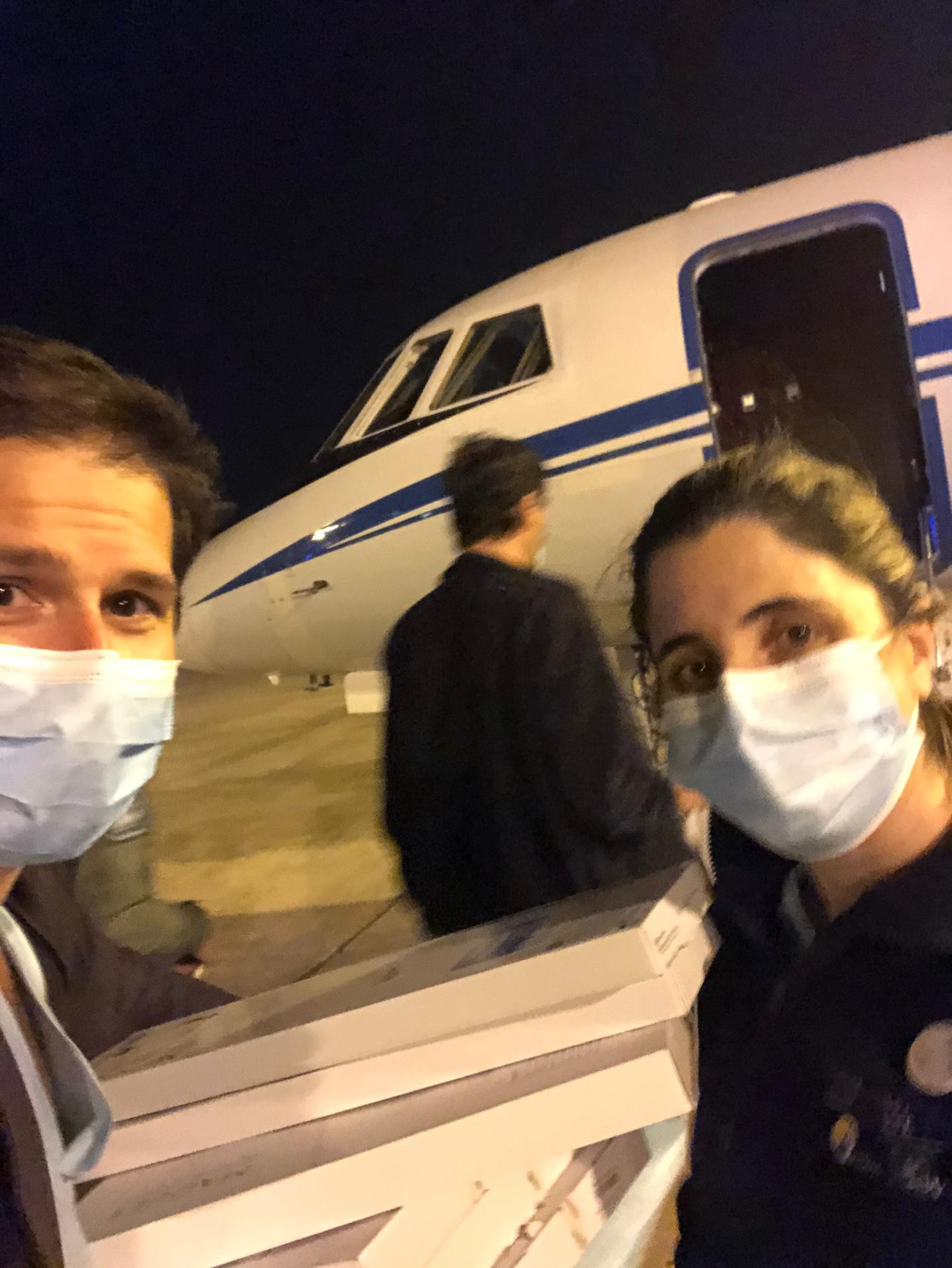 medicos a entrar em avião